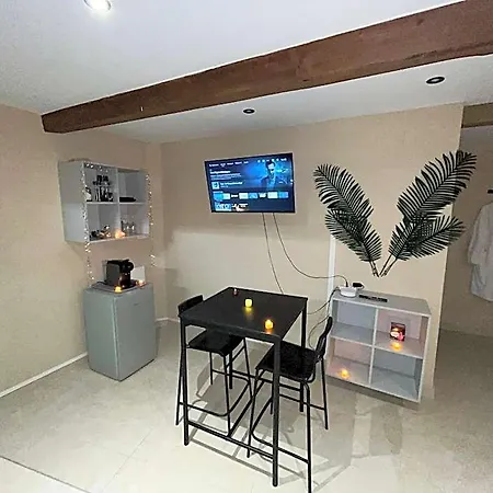 Le Cocon Evasion Privee - Jacuzzi - * Lunel (Herault)